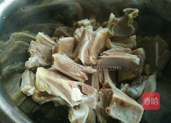 白萝卜羊排汤的做法图解4