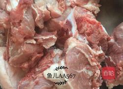 红烧猪骨头的做法图解1