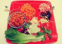 茄汁黄豆炸酱面的做法图解1