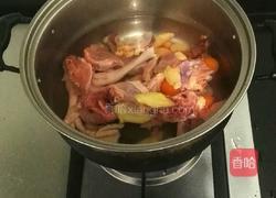 茶树菇鸡汤的做法图解2