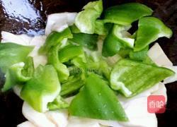 蚝油尖椒杏鲍菇的做法图解4