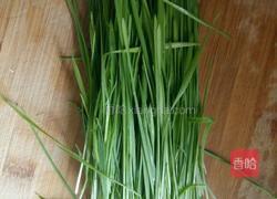 小麦草鸡蛋饼的做法图解1