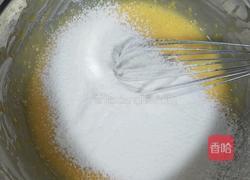 葡萄干奶油蛋糕卷的做法图解8