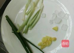 排骨烧年糕的做法图解2