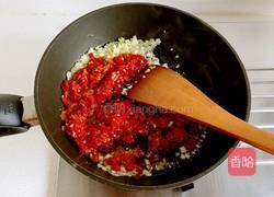 剁椒鱼头的做法图解9
