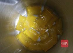 香橙牛奶冻的做法图解1