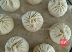 酱肉韭菜包子的做法图解10