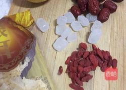 冰糖雪梨银耳羹的做法图解2