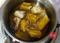 糖醋排骨山药板栗的做法图解4