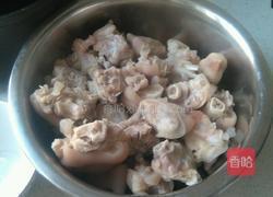 黄豆炖猪脚的做法图解7