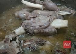 原汤羊棒骨的做法图解1
