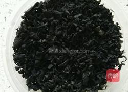 螺旋藻炒茼蒿的做法图解2