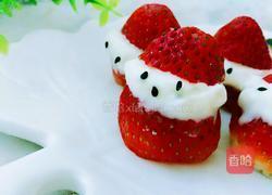 草莓圣诞老公公的做法图解6