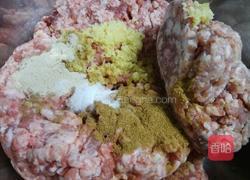 玉米面菜包的做法图解1