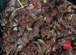 【尖椒炒牛肉】的做法图解5
