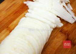 凉拌萝卜丝的做法图解2