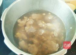 花生猪手汤的做法图解9
