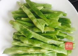 1鸡丝豆角焖面的做法图解2
