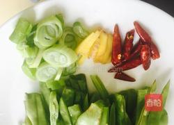 1鸡丝豆角焖面的做法图解3