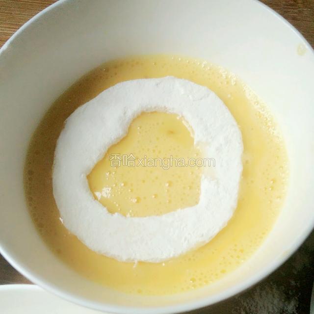 然后裹一层蛋液