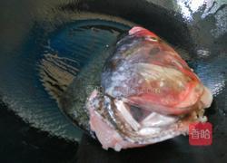 鱼头炖豆腐的做法图解4