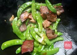 荷兰豆炒腊肉的做法图解10