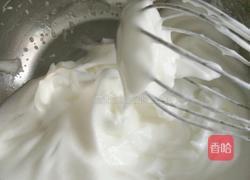 4寸戚风蛋糕的做法图解2