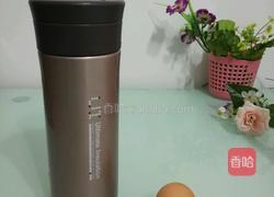 保温杯焐鸡蛋的做法图解1