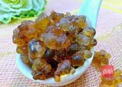 冰糖雪耳燉桃膠的做法图解1