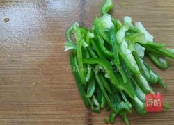 青椒冬笋丝的做法图解2