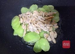 莴笋炒肉的做法图解6
