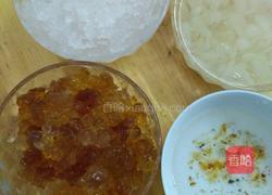 雪燕桃胶皂角米羹的做法图解2