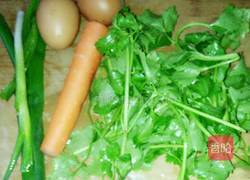 芹菜蛋饼的做法图解1