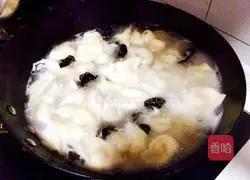 Illustration of how to make shrimp wontons 8