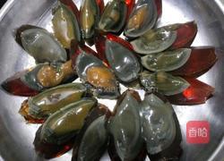 双椒皮蛋的做法图解3