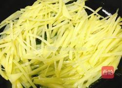 野山椒炒土豆丝的做法图解2