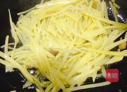 野山椒炒土豆丝的做法图解4