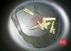 茜芹炒香肠的做法图解7