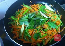 青椒胡萝卜丝的做法图解6