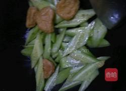 鱼腐炒青瓜的做法图解4