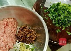 香菇香菜猪肉饺的做法图解5