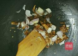 白菜炒猪肝的做法图解3