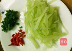 莴苣牛肉炒河粉的做法图解3