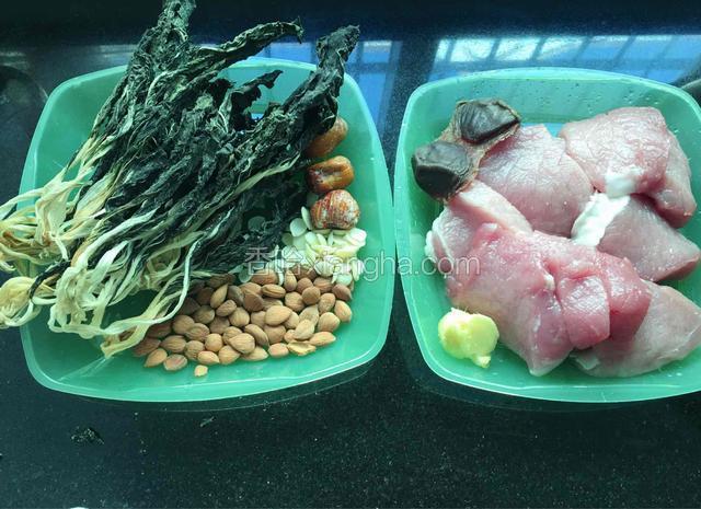 把所需的材料准备好