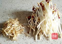 炝炒花生芽的做法图解1