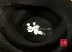 炝炒花生芽的做法图解3