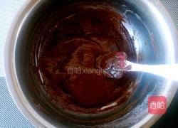 巧克力水果奶油蛋糕卷的做法图解7