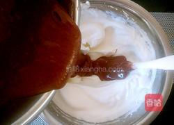 巧克力水果奶油蛋糕卷的做法图解14