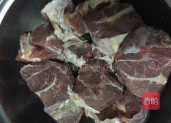 卤牛肉的做法图解2