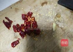 辣炒白菜烩芹菜的做法图解3